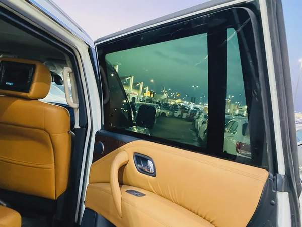 Km only Nissan Patrol LE Platinum City 2016 GCC Specs 3000