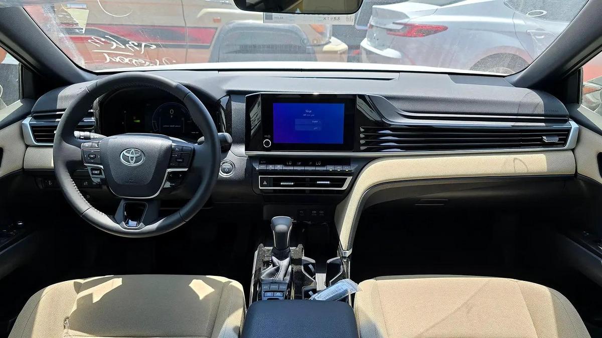 2025 Toyota Camry LE 2.5L Hybrid with Panoramic Sunroof (Grey)-8-8