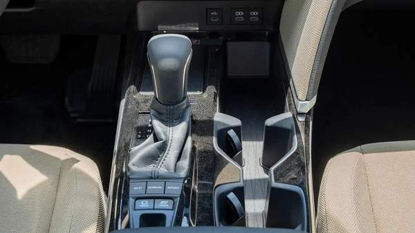 2025 Toyota Camry LE 2.5L Hybrid with Panoramic Sunroof (Grey)