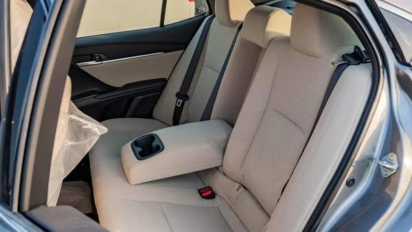 2025 Toyota Camry LE 2.5L Hybrid with Panoramic Sunroof (Grey)