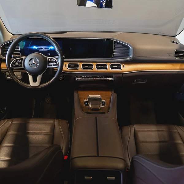 AED 3,257 p.m • 0% Downpayment • GLE 450 4Matic • 1 year warranty