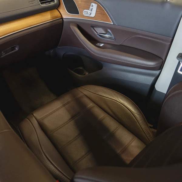 AED 3,257 p.m • 0% Downpayment • GLE 450 4Matic • 1 year warranty