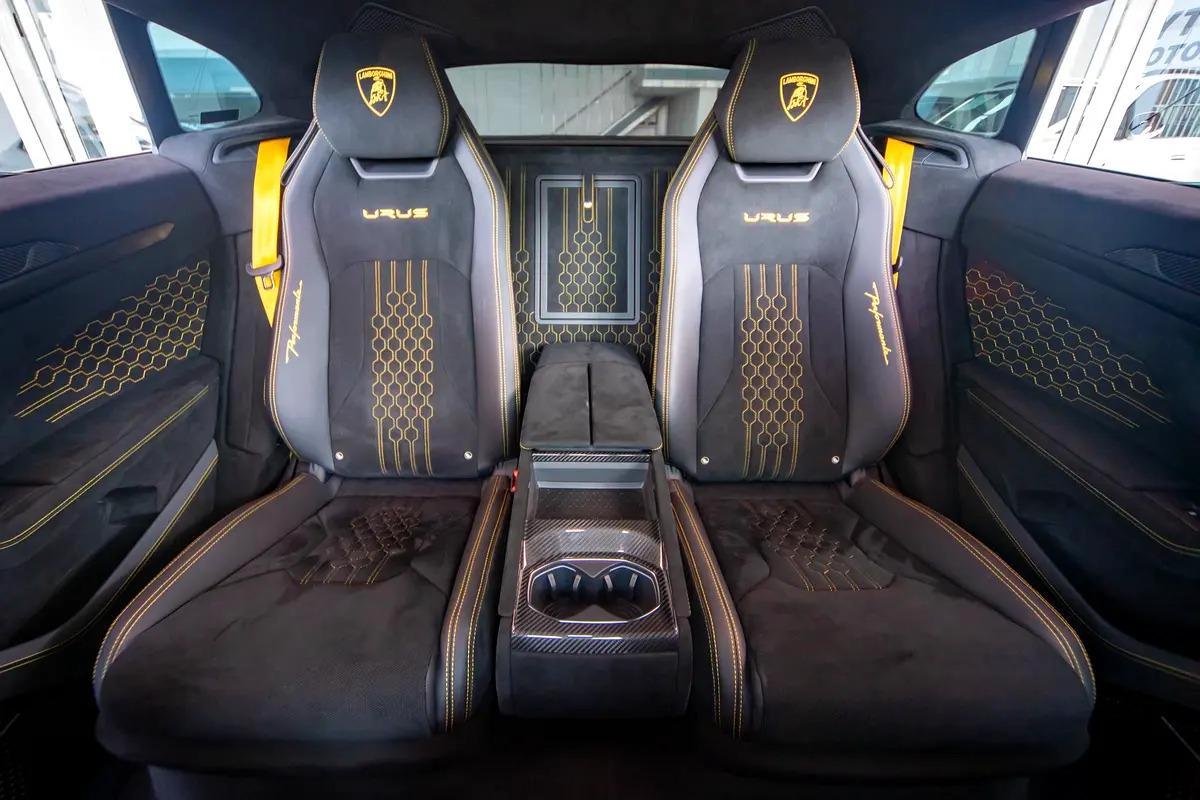 Lamborghini Urus Performante | 2024 | Full Carbon Fiber | Under Warranty-15-15