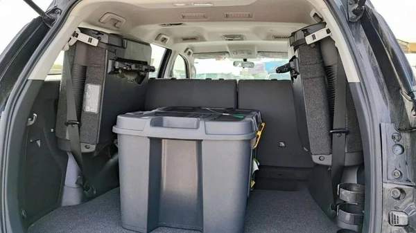 Toyota Fortuner TOYOTA FORTUNER PETROL 2.7L MID OPTION 2026