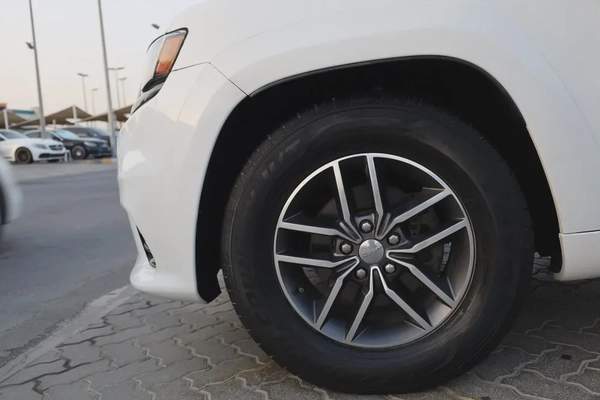 Used Jeep Grand Cherokee L 3.6L Limited 2017