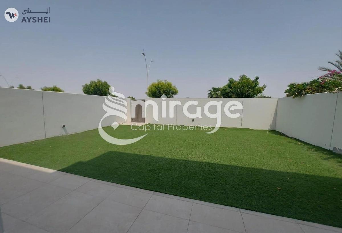 TOWNHOUSE FOR SALE IN REDWOODS, YAS ACRES-10-10