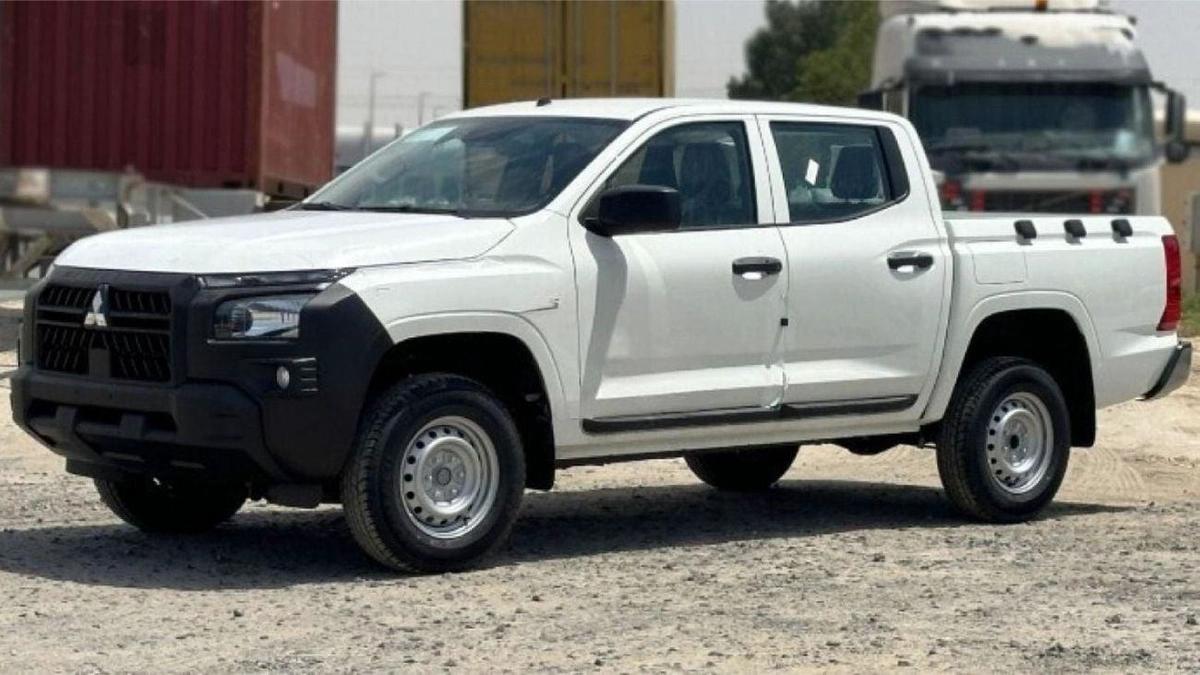Mitsubishi L200 Mitsubishi L200 2.4L dieselbasic option MY25-0-0