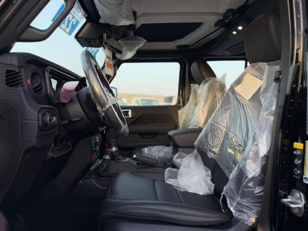 Jeep Wrangler EXPORT PRICE - Rubicon 2.0T - Black-10-10