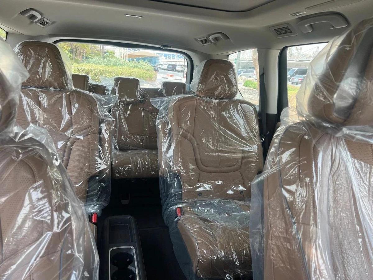 Infiniti QX80 Sensory Captain Chairs 7 5.6L-8-8
