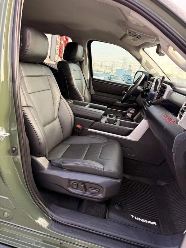 Toyota Tundra SR5 Premium 360 camera full option 2022