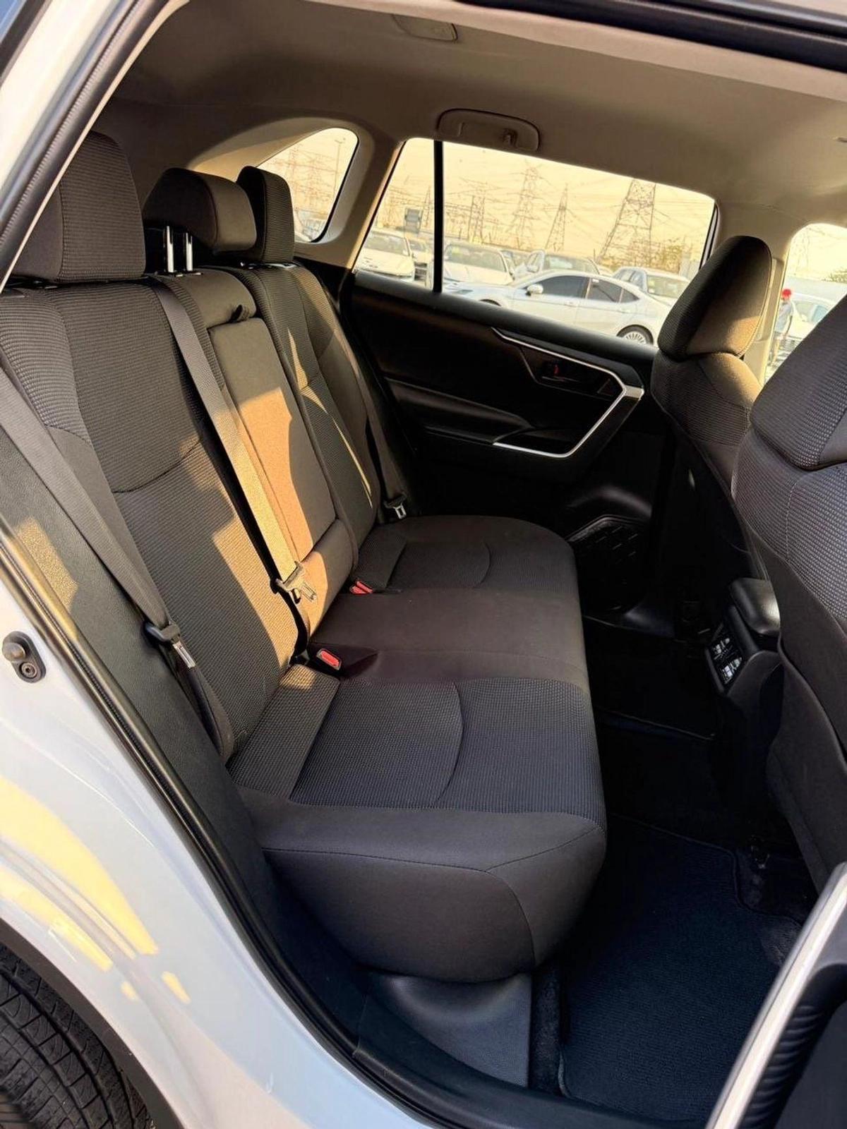 Toyota RAV4 Toyota RAV4 2024-11-11