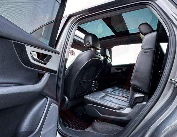 Audi Q7 40 TFSI quattro 2.0L Audi Q7 | 2.0 L | Turbo | 2017 | GCC | Accident-Free | In Excellent Condition