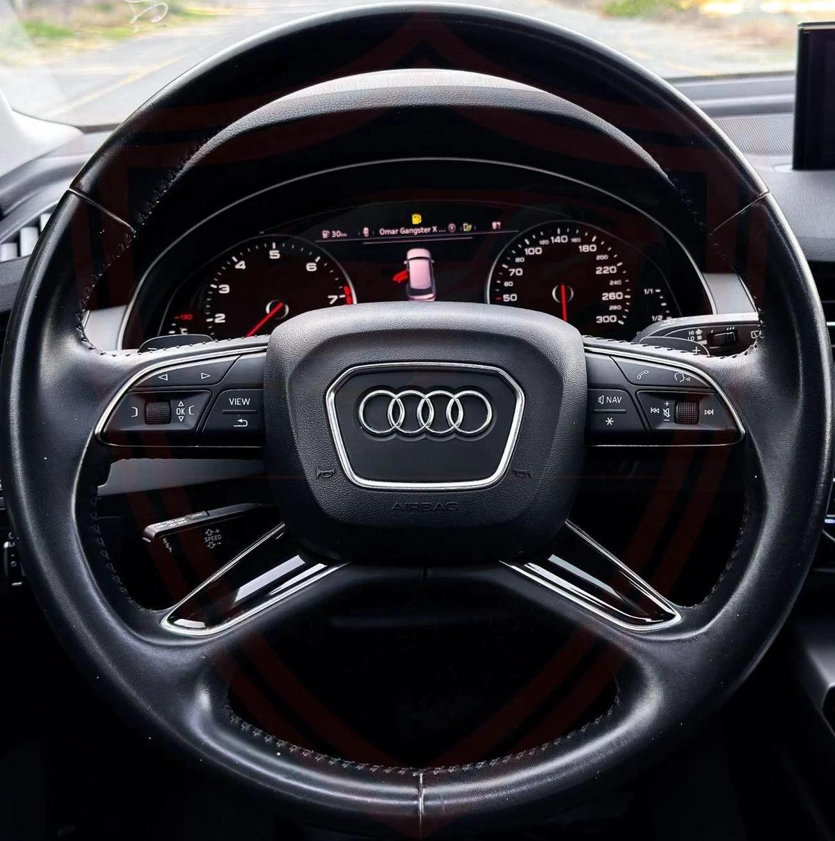 Audi Q7 40 TFSI quattro 2.0L Audi Q7 | 2.0 L | Turbo | 2017 | GCC | Accident-Free | In Excellent Condition-17-17