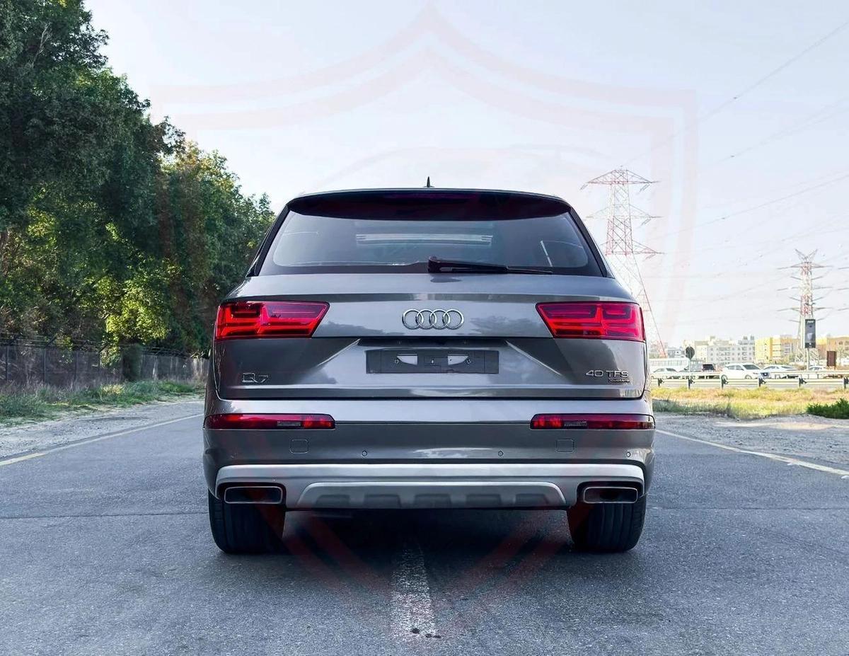 Audi Q7 40 TFSI quattro 2.0L Audi Q7 | 2.0 L | Turbo | 2017 | GCC | Accident-Free | In Excellent Condition-3-3