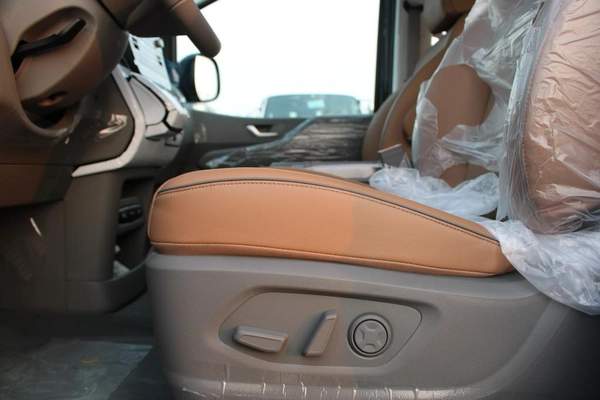 Hyundai Staria 3.5L V6 9 Seaters Luxury Plus Model 2026
