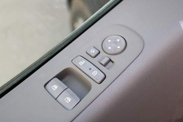 Hyundai Staria 3.5L V6 9 Seaters Luxury Plus Model 2026