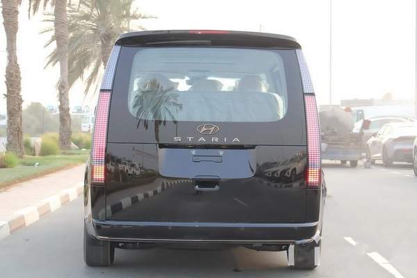 Hyundai Staria 3.5L V6 9 Seaters Luxury Plus Model 2026