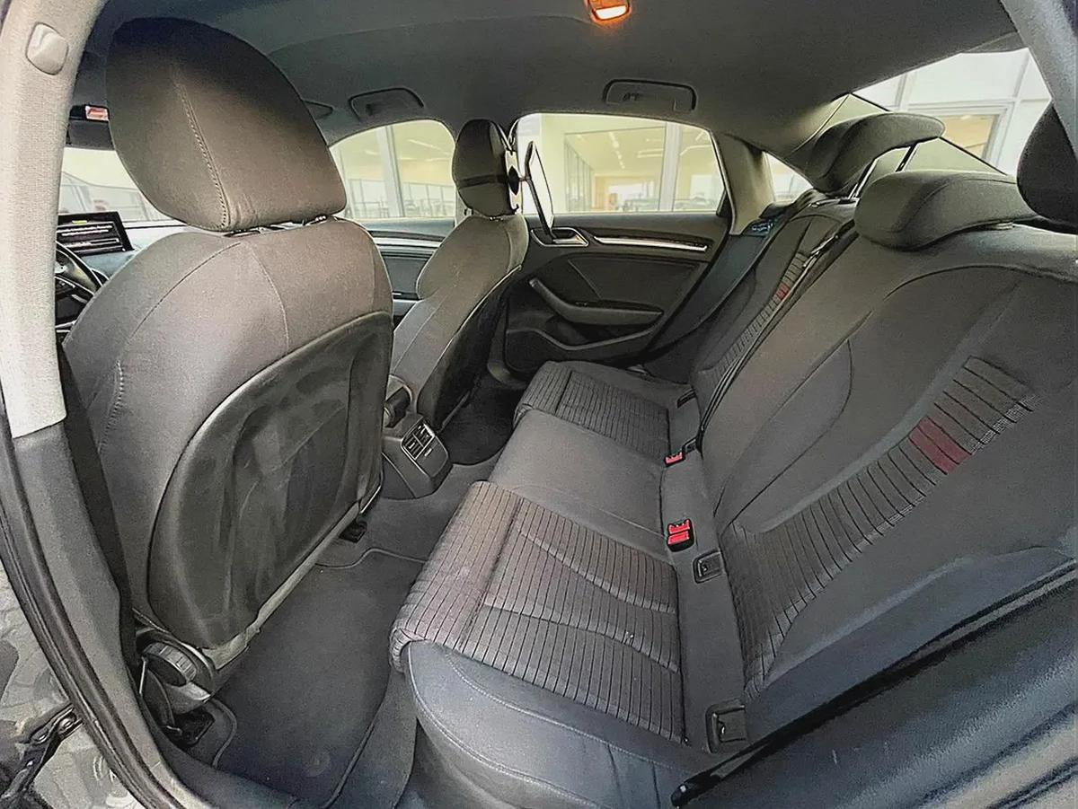 AED 696 P.M | Audi A3 30 TFSI 2018 - GCC Specs - Well Maintained-18-18