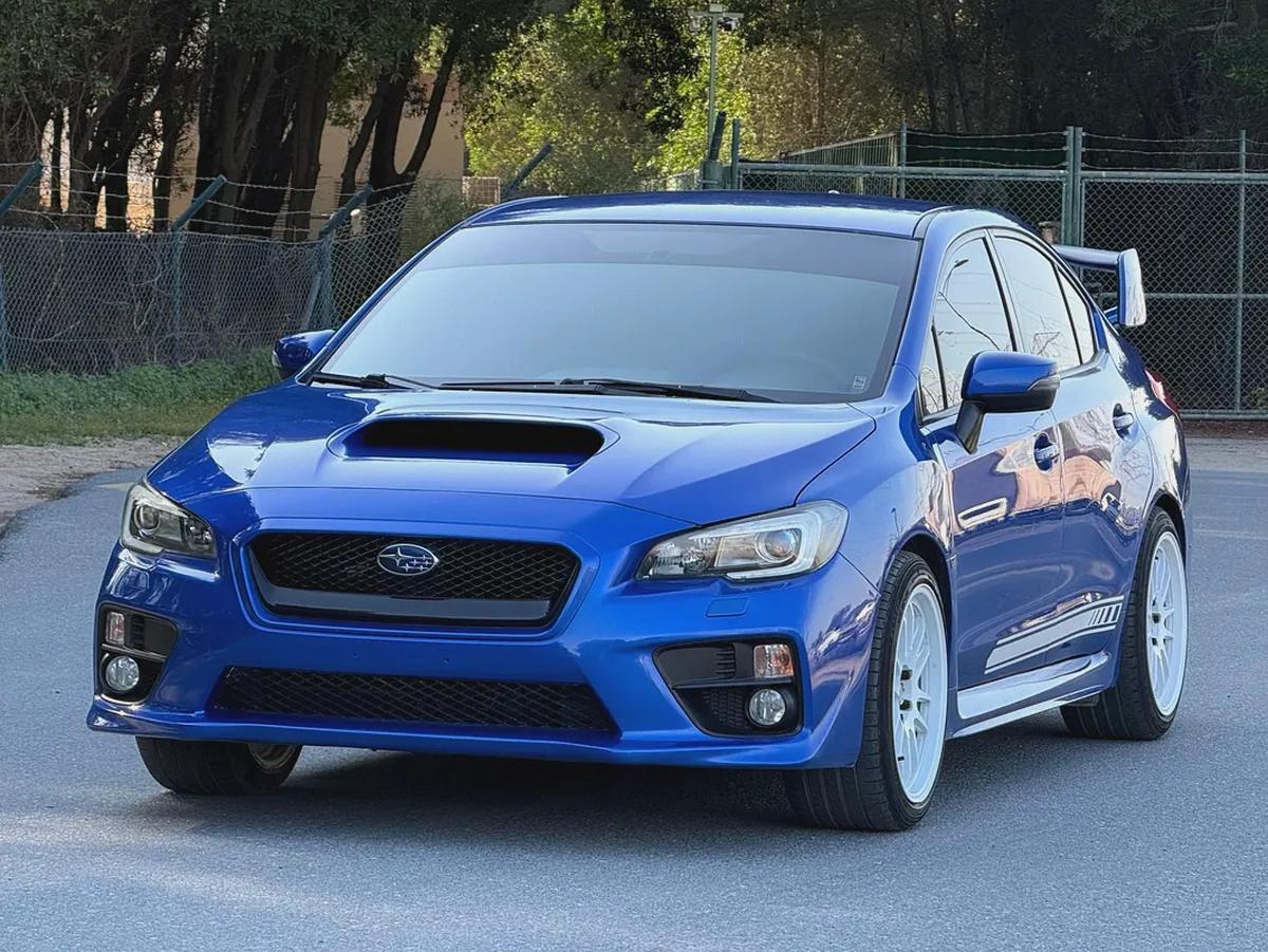 سوبارو WRX موديل 2017 – مواصفات خليجية – بحالة ممتازه-1-1
