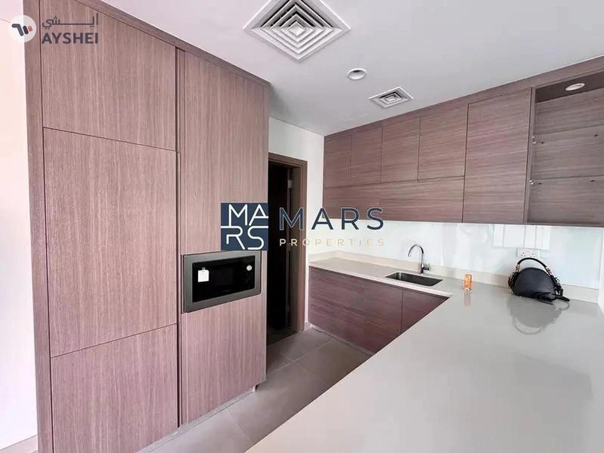 Prestigious House | Brand New End Unit | Gated Community-27-27