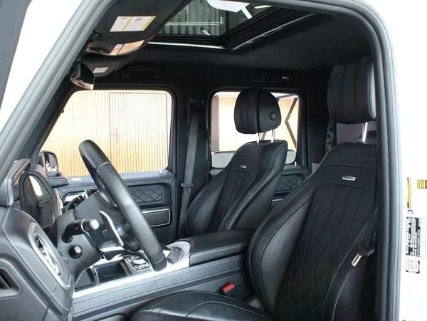 2021 - Mercedes-Benz G63 AMG V8 with warranty