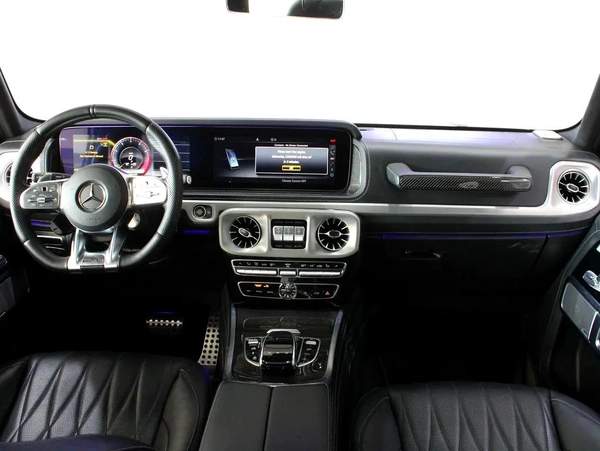 2021 - Mercedes-Benz G63 AMG V8 with warranty