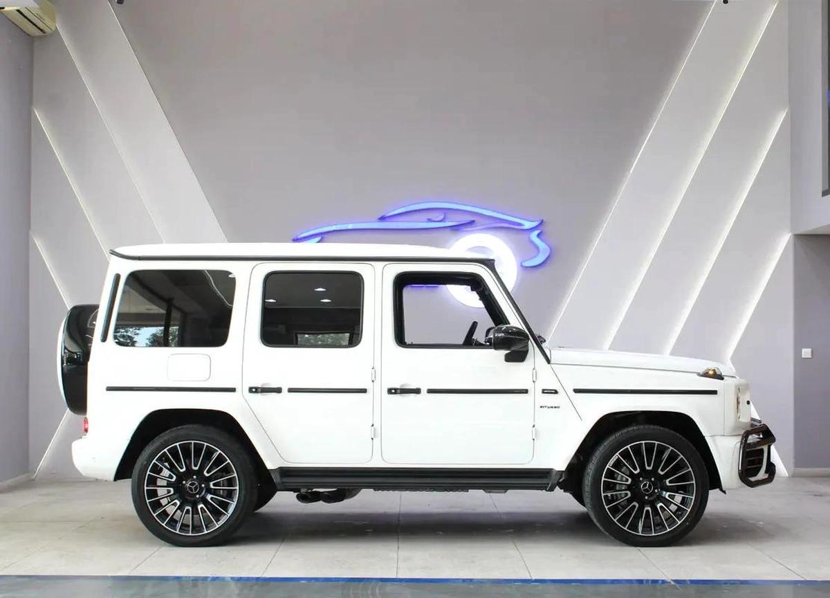 2021 - Mercedes-Benz G63 AMG V8 with warranty-6-6