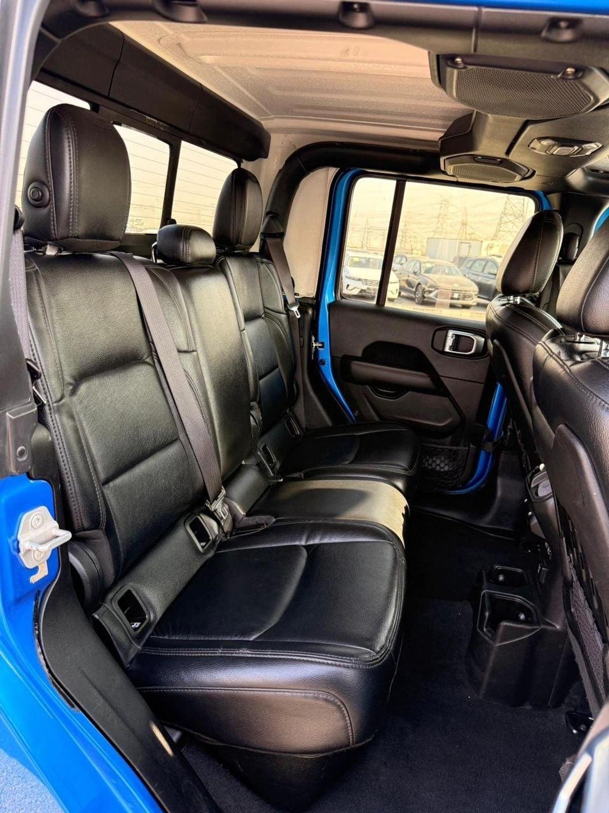 Jeep Gladiator Rubicon 3.6L Full Option-15-15