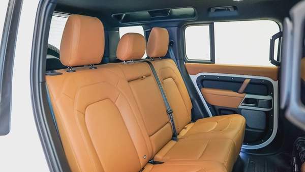 Special Offer | AED 5,162 PM | Head-up Display, LED Lightbar | Defender 110 P400 HSE Widetrack