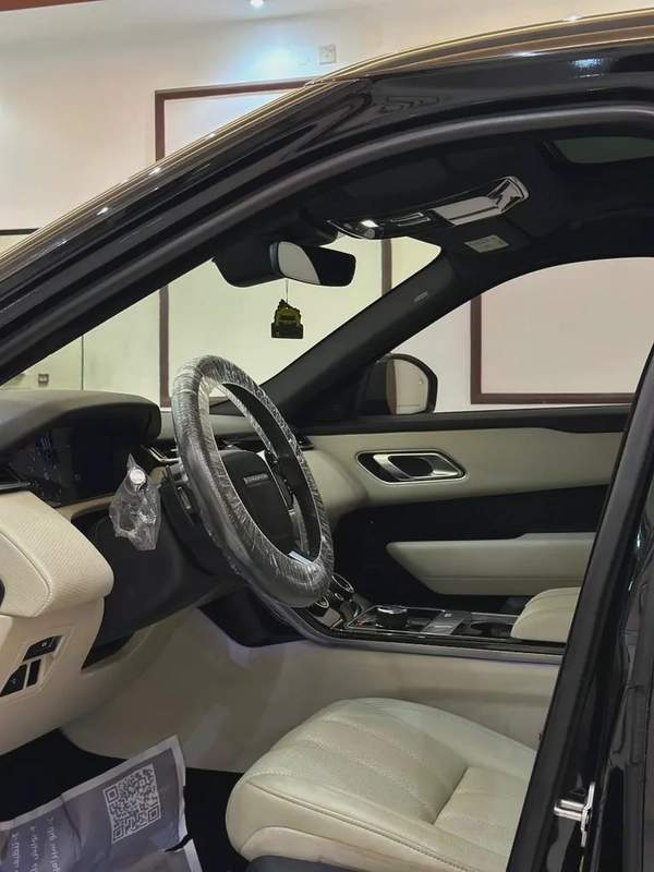 Land Rover Range Rover Velar P250 S 2018 - GCC Specs