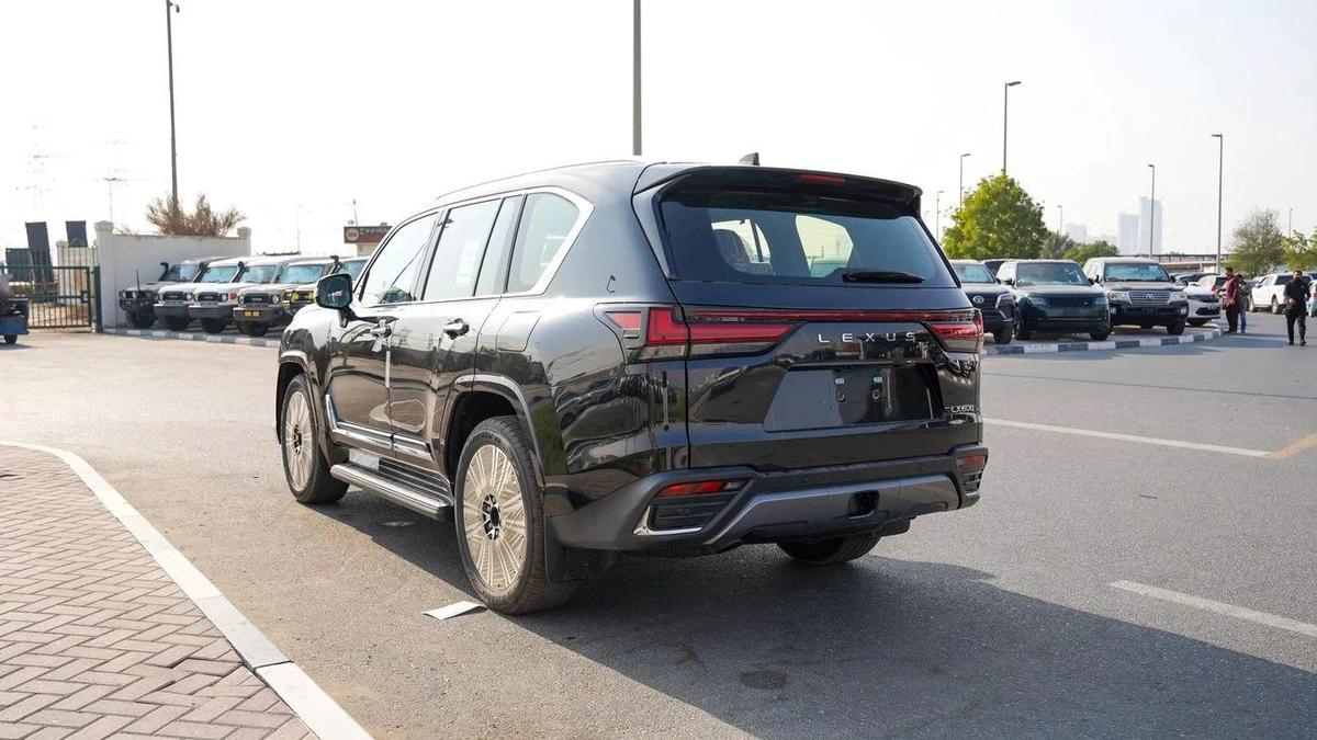 Lexus LX600-11-11