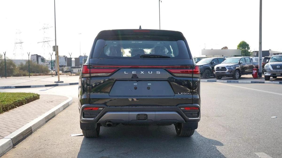 Lexus LX600-14-14