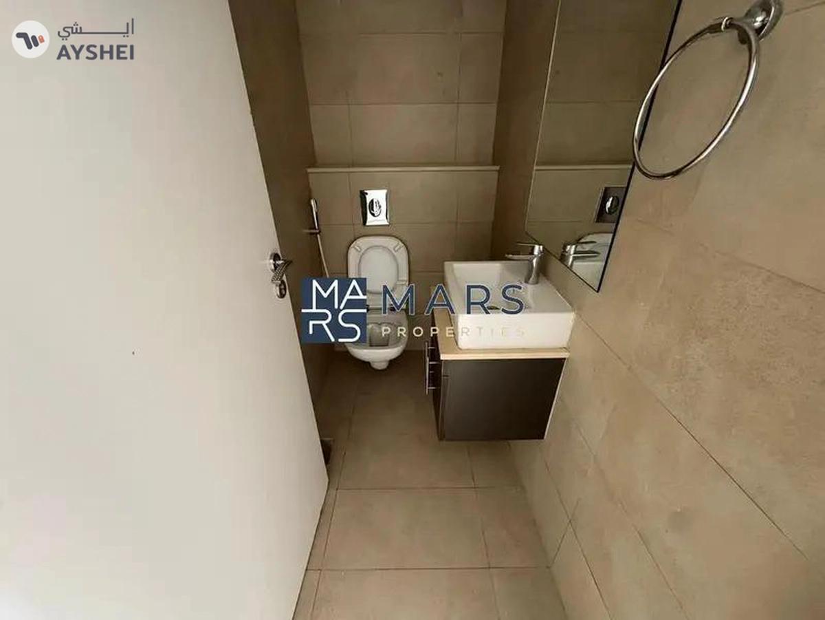 Spacious, Luxury 2 Bedroom Corner Townhouse with Close Kitchen Available For Rent in Nasma Residence-12-12