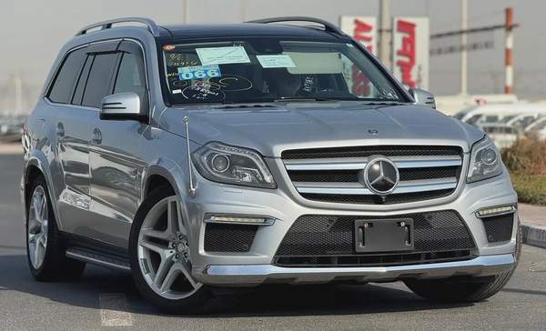 MERCEDES BENZ GL550 | 2014 | SLIVER WITH BLACK INTERIOR | CLEAN CAR | FRESH JAPAN IMPORT