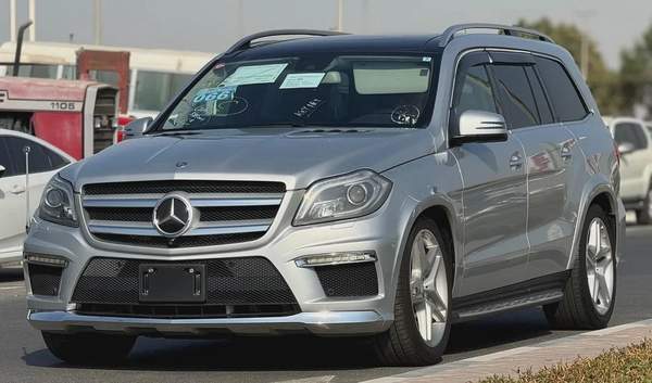 MERCEDES BENZ GL550 | 2014 | SLIVER WITH BLACK INTERIOR | CLEAN CAR | FRESH JAPAN IMPORT