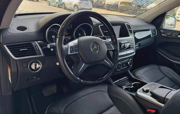 MERCEDES BENZ GL550 | 2014 | SLIVER WITH BLACK INTERIOR | CLEAN CAR | FRESH JAPAN IMPORT