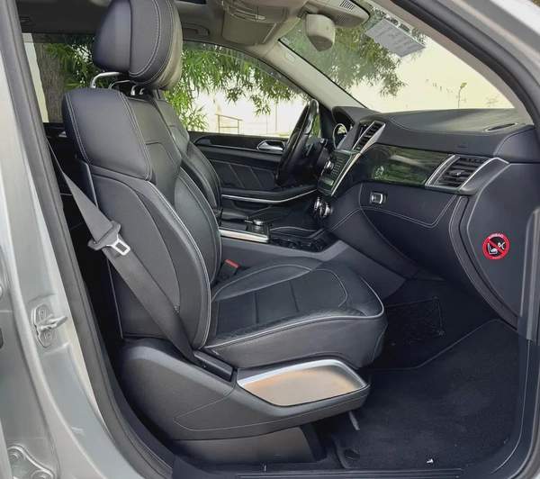 MERCEDES BENZ GL550 | 2014 | SLIVER WITH BLACK INTERIOR | CLEAN CAR | FRESH JAPAN IMPORT