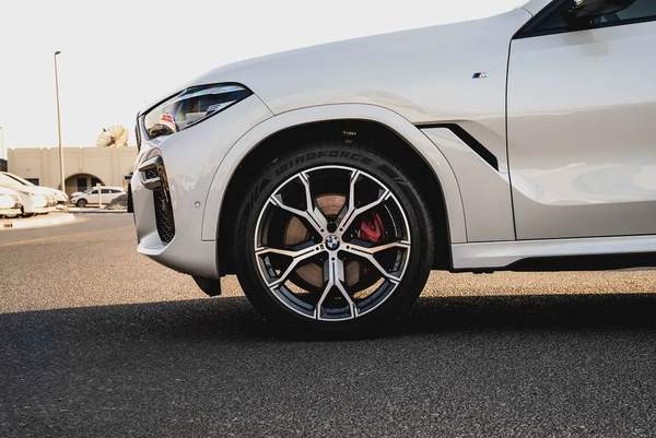 BMW X6 M-Kit 40i XDrive 2023 Full Service History GCC