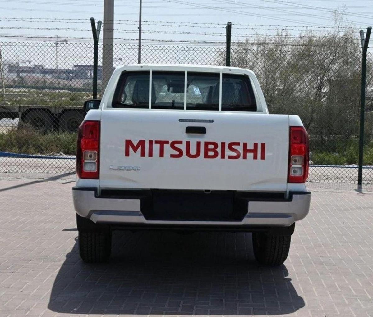 Mitsubishi L200 Mitsubishi L200 petrol 2.5L 2025 brand new 2.5L for export only-5-5