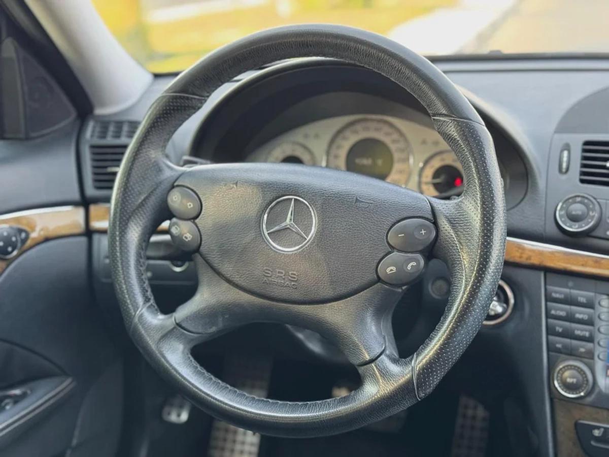 BENZ | E350 | 2008 | ONLY : 76547 KM | JAPAN IMPORT | CLEAN TITLE-18-18