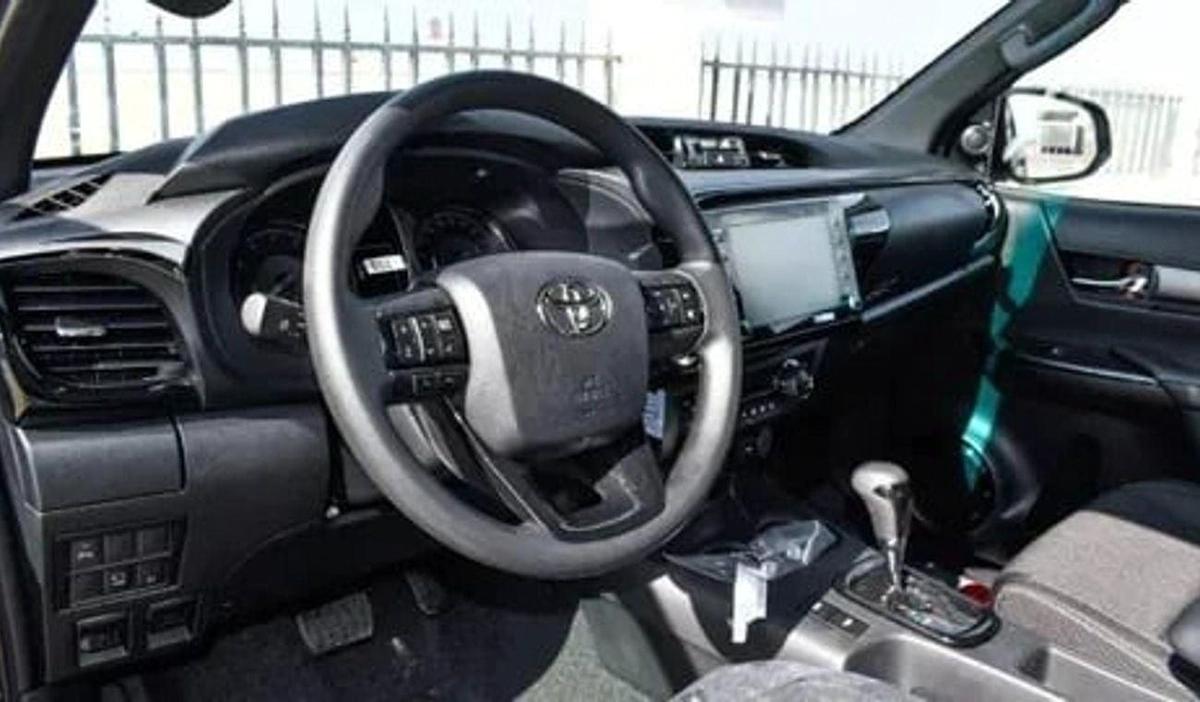 Toyota Hilux Adventure 4.0L-6-6