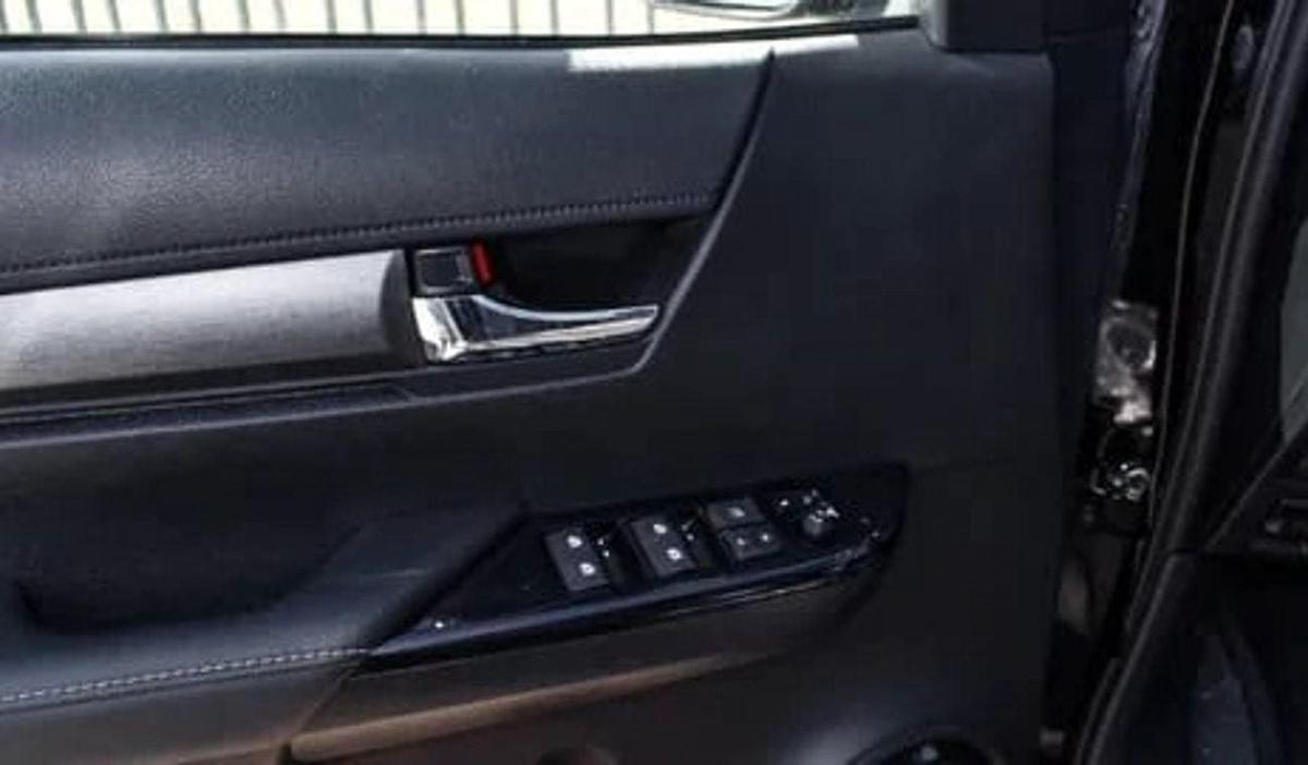 Toyota Hilux Adventure 4.0L-12-12