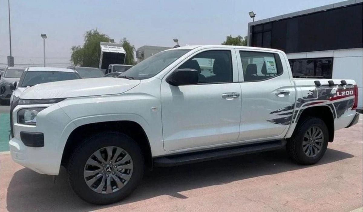 Mitsubishi L200 Mitsubishi L200 GLX AT DIESEL FULL OPTION 2026-2-2