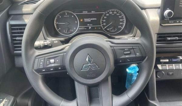 Mitsubishi L200 Mitsubishi L200 GLX AT DIESEL FULL OPTION 2026