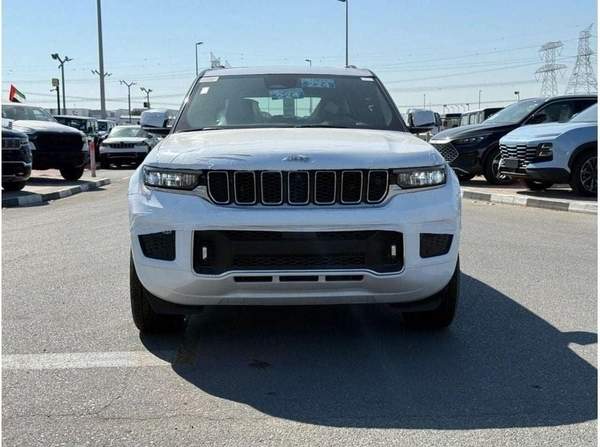 Jeep Grand Cherokee EXPORT PRICE - Grand Cherokee Overland 3.6L