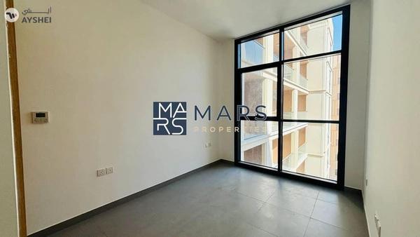 Cozy 1BHK with Balcony & Stunning Community View