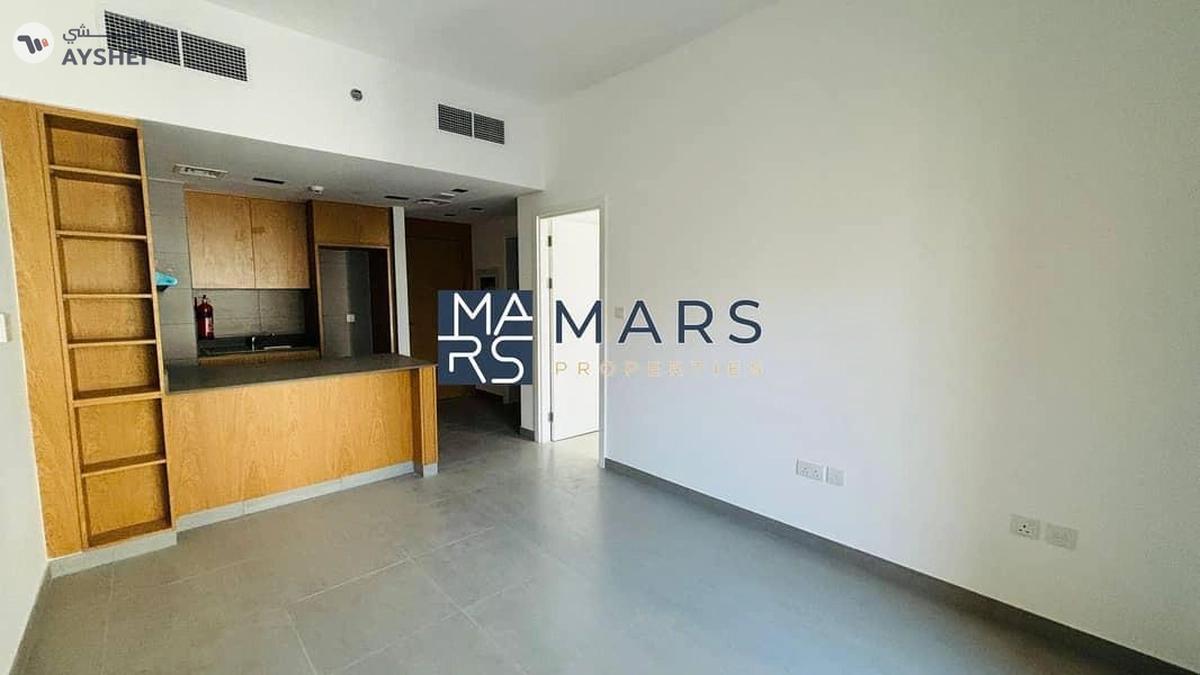 Cozy 1BHK with Balcony & Stunning Community View-5-5