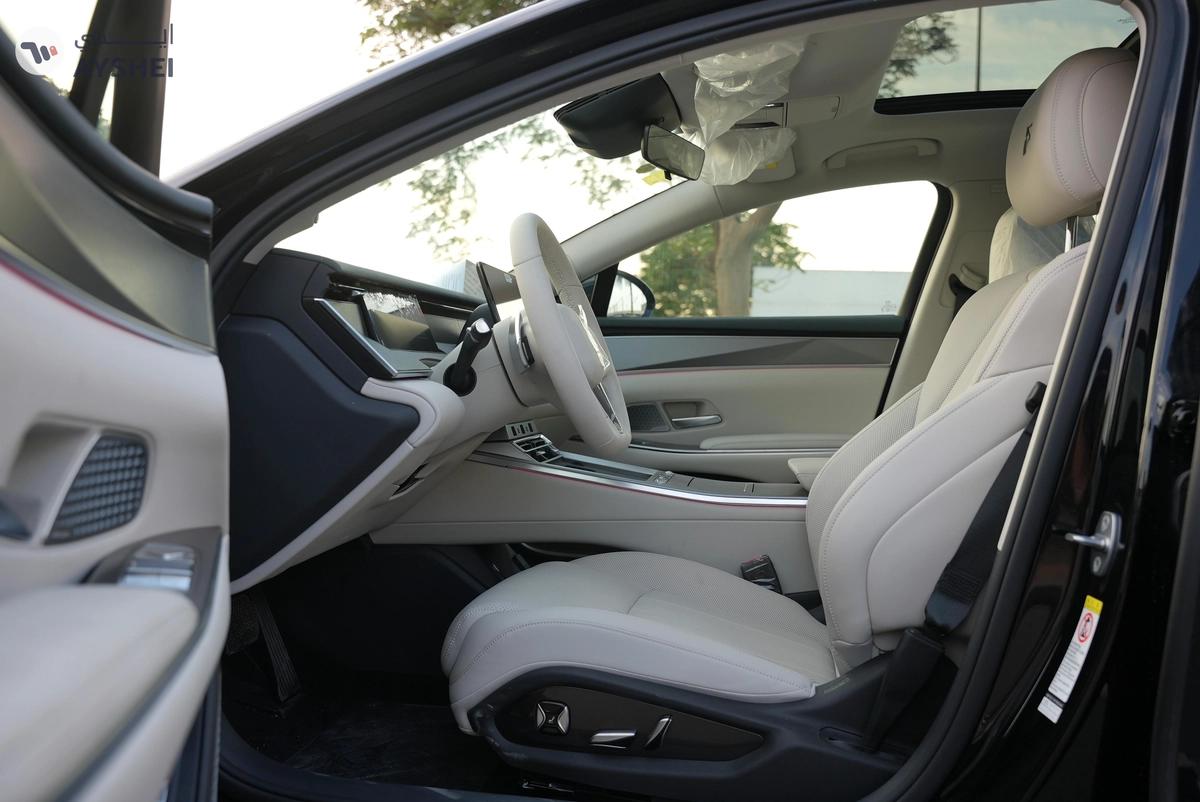 2025 BYD HAN L Smart Driving Edition 701Km Black 0Km-10-10