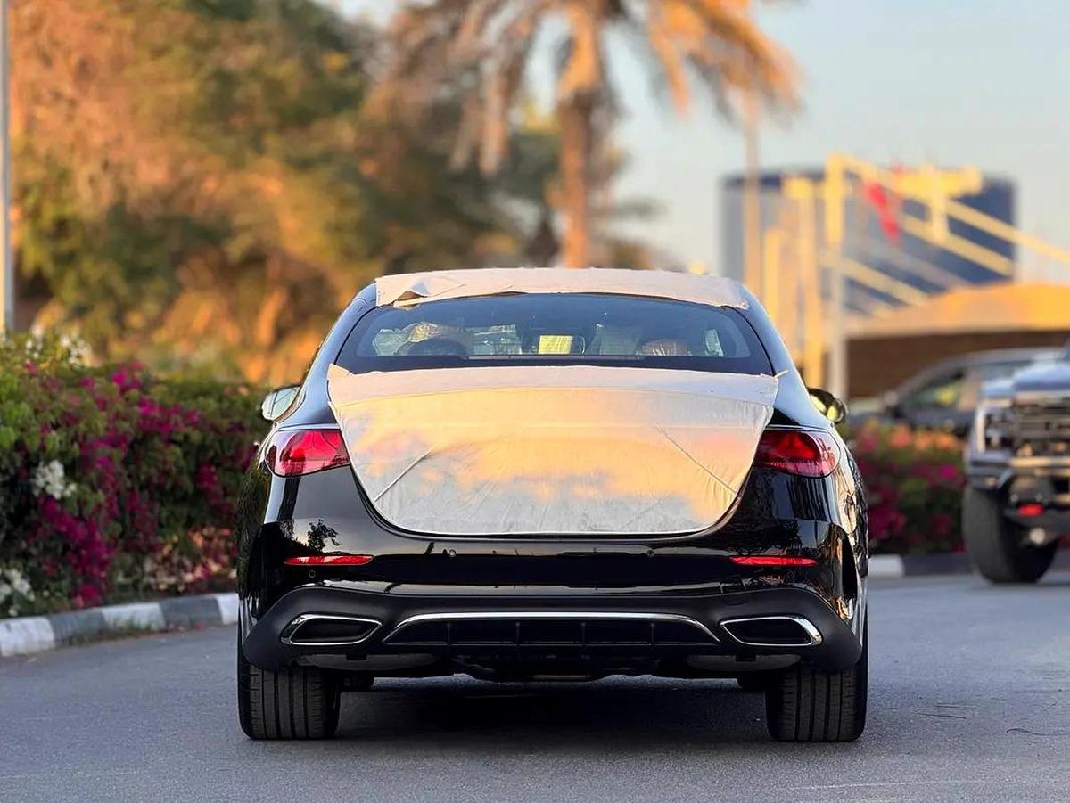 Mercedes-Benz E-Class E 300-6-6