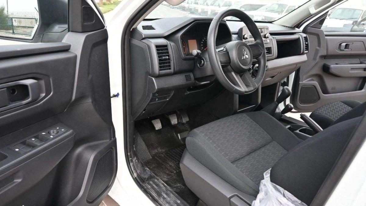 Mitsubishi L200 Mitsubishi L200 2.4L Diesel MT MY2024-9-9